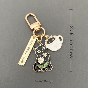 Custom Daisy Cat keychain Gold, Personalized name Cat Mom Bag charm, Teacup Cat key ring, Cat lover Stocking stuffer, Cat lady gift ideas image 3