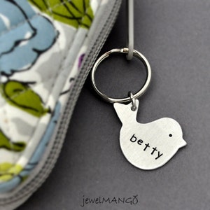 Name tag, refrigerator magnet, wedding gift, Key ring, personalized gifts, key chain, kids name tags, bag name tag, bird, backpack, luchbox