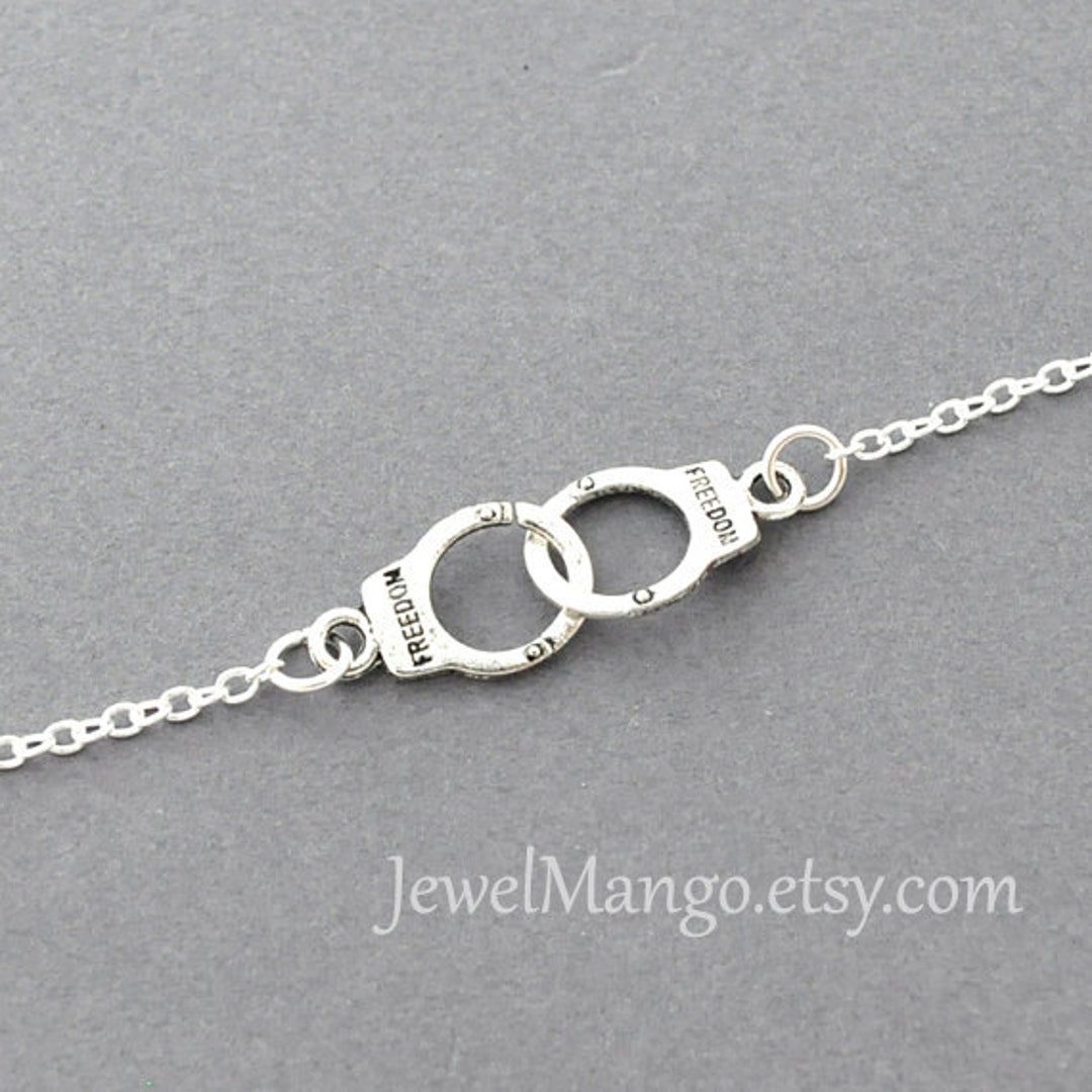 Pulsera de esposas pequeñas en plata de mano libertad - Etsy España