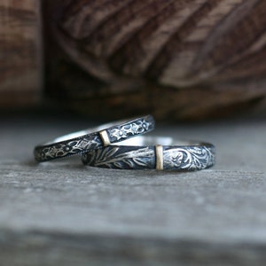 ビクトリア朝の結婚指輪/プロミスリングセット、花柄シルバー＆ゴールドリング、葉と花のボタニカルバンド、エンボス加工リング