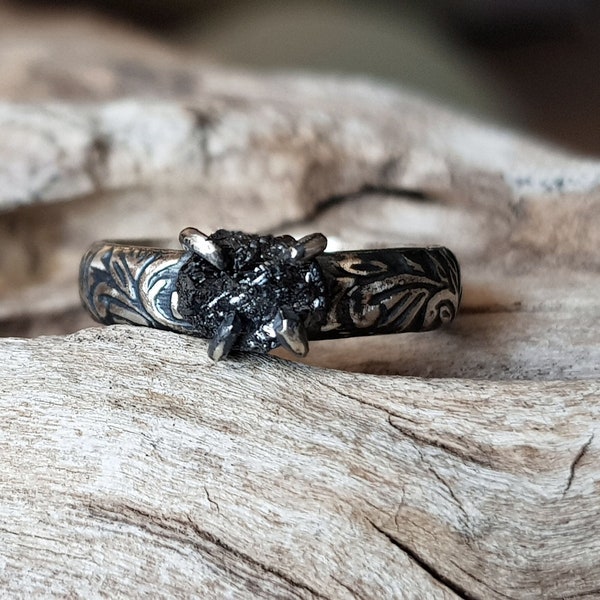 Raw black diamond, Black diamond ring, rough diamond ring, antique diamond ring, old ring, relic ring set anniversary ring, medieval ring
