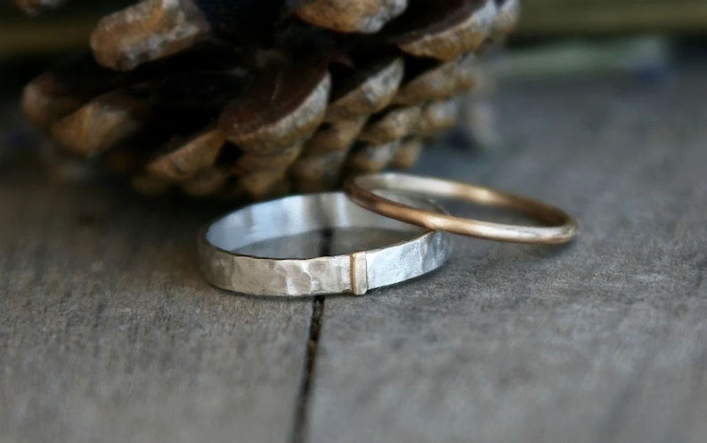 Wedding bands set, organic wedding rings set, 3mm & 5mm wide ring in hammered sterling silver with 18k gold, unisex band ring, wedding ring image 6