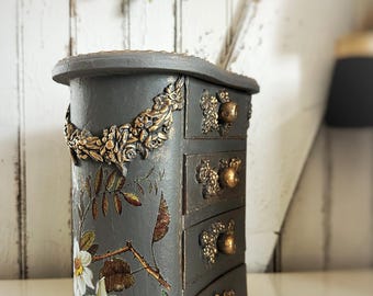 Vintage Jewelry Box: Cottagecore Floral Design Hand Painted