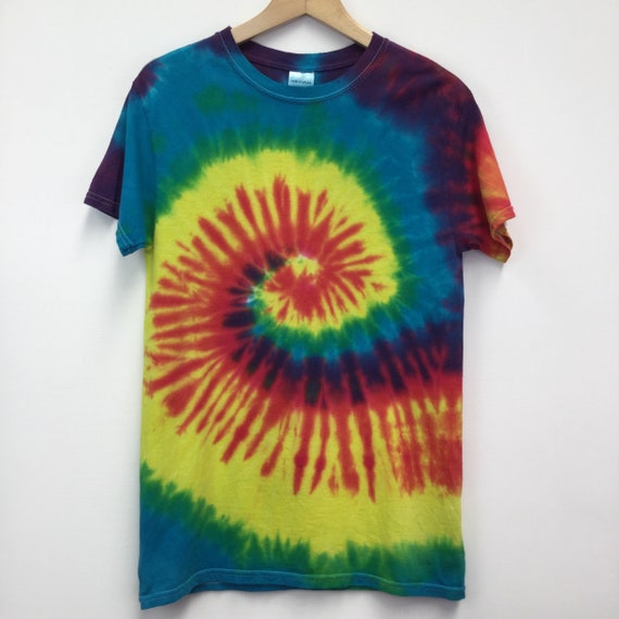 Vintage Rainbow Spiral Tie Dye T-Shirt | Etsy