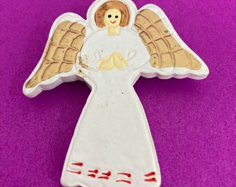 Brooch of an Angel, Angel Pin.