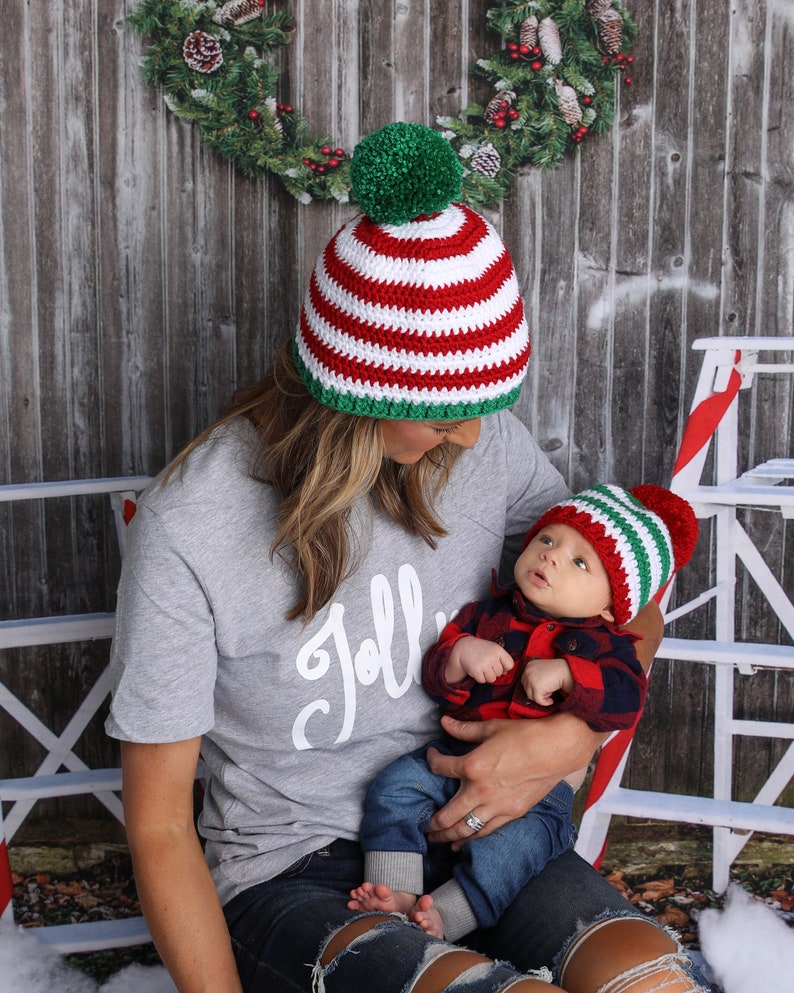 Baby Weihnachtsmütze Riesenbommel gestreifte Krankenhaus Mütze für Weihnachten nach Hause kommen Outfit Urlaub Foto Requisite Neugeborene Fotografie rot grün & weiß Bild 10