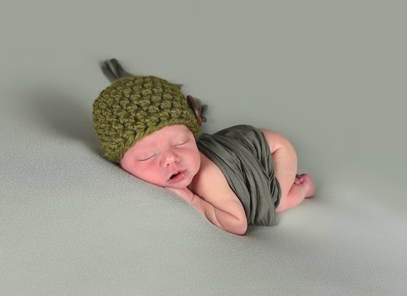 Green infant hat outlet