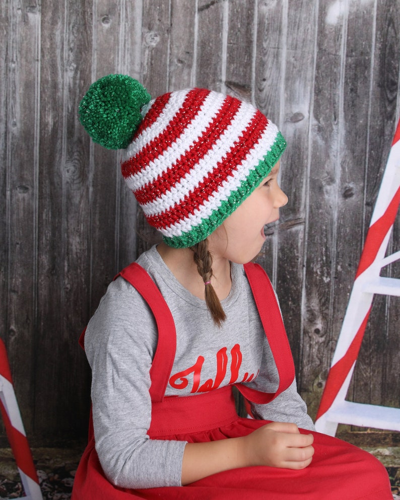 Baby Weihnachtsmütze Riesenbommel gestreifte Krankenhaus Mütze für Weihnachten nach Hause kommen Outfit Urlaub Foto Requisite Neugeborene Fotografie rot grün & weiß Bild 7