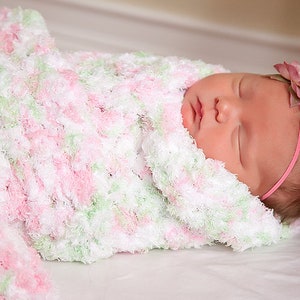 Baby girl blanket 14 colors white pastel chunky crochet knit newborn photo prop for photography soft fluffy winter wrap unique shower gift image 10