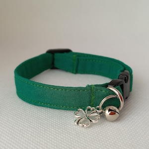 Solid Color Cat Collar- &#39;&#39;Luck Clover&#39;&#39;- Shamrock Cat Collar/ Green Cat Collar/ Breakaway+ Bell Cat Collar/ Spring, Summer/ Cat, Small Dog