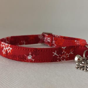 Christmas Cat Collar -&#39;&#39;Snowflake, Red&#39;&#39;- Winter Cat Collar/ Christmas Cat Costume/ Party Pet Collar/ Breakaway, Bell/ Cat Sizes