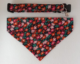 Bandana Cat Collar Set- ''Wildflowers''- Colorful Floral Cat Collar w/ Matching Sliding Bandana/ Spring, Summer/ Kitten, Cat, Small Dog
