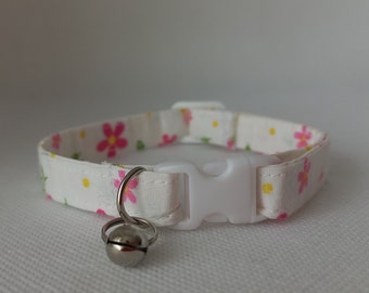 Cat Collar with Pink Floral Bell- Breakaway/ Cute Floral Cat Collar/ Kitten, Cat and Small Dog Sizes/ Summer Cat Collar/ Birthday, Wedding