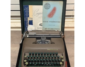 Vintage 1940s Smith Corona Sterling Portable Typewriter Brown Case Manuals Ink