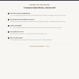 Może przedstawiać: Dokument informacyjny zatytułowany BEFORE YOU DOWNLOAD Common Questions, Answered. Zawiera pięć pytań dotyczących kompatybilności z Google Sheets, formuł, możliwości drukowania, dodawania wierszy i metody tworzenia, zakończony tekstem Instant Download.