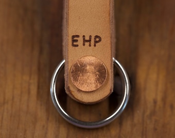Ensemble de porte-clés monogrammé pour les garçons d’honneur et les demoiselles d’honneur | Coffrets cadeaux inclus