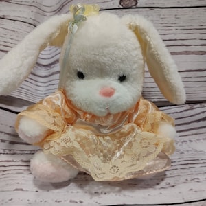 Anco Vintage 1991 White Bunny Easter Rabbit Plush Stuffed Animal