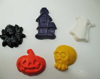 Halloween Crayons, halloween party favors, goody bags