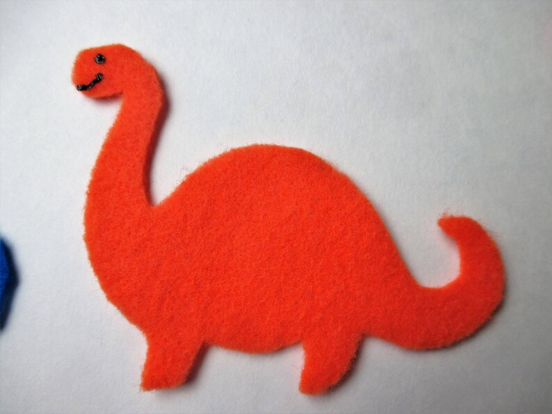dinosaur sorting activity