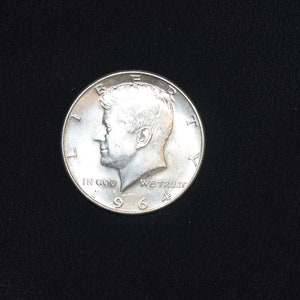SALE *** KENNEDY 1964 Memorial Half-Dollar   FREE Shipping