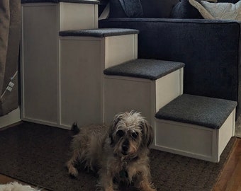 Pet Step 28" tall x 40" deep 16" wide  4 step pet step
