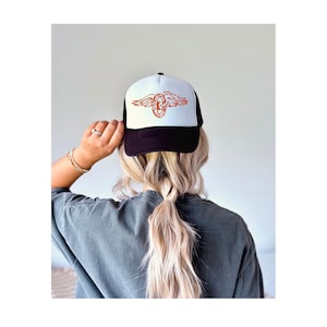Der geflügelte Rad-Trucker, Retro-Schaum-Trucker, klassische Motorradmütze, Racing Trucker-Mütze