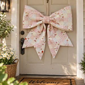 Giant Quilted Bow Sewing Pattern PDF – Big Patchwork Bow Pattern, Oversized Fabric Door Decor, Beginner Friendly (Instant Download)