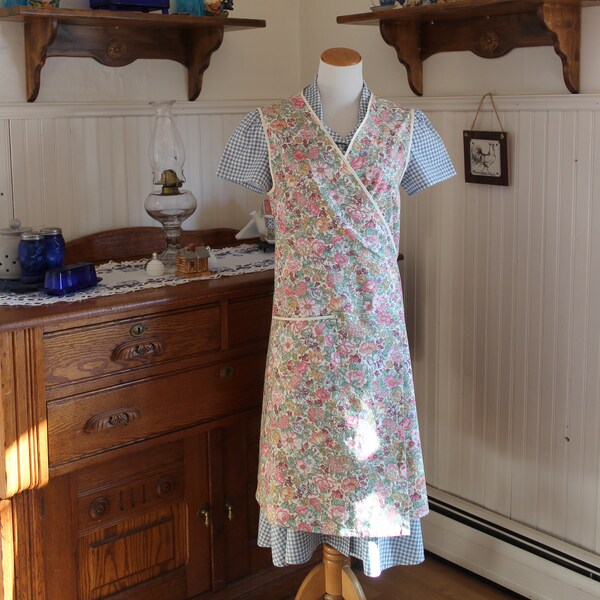 Floral Wrap Apron 1940's Vintage Inspired Ready to Ship