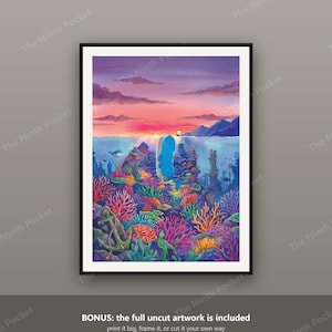 Puede incluir: Una l&aacute;mina art&iacute;stica enmarcada que muestra una vibrante escena submarina con una ballena azul nadando sobre un arrecife de coral colorido. Un gran ancla de metal descansa en el fondo marino. El fondo muestra un cielo al atardecer.