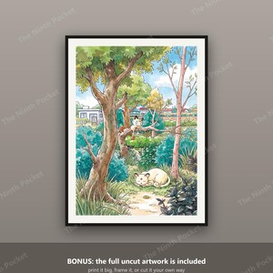Peut inclure: Une impression d'art encadr&eacute;e pr&eacute;sentant une illustration de style aquarelle d'une cr&eacute;ature cr&egrave;me ressemblant &agrave; un chat dormant au sol et d'une cr&eacute;ature bip&egrave;de plus petite perch&eacute;e sur une branche d'arbre dans une for&ecirc;t verte et luxuriante.