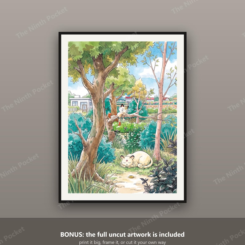 Peut inclure: Une impression d'art encadr&eacute;e pr&eacute;sentant une illustration de style aquarelle d'une cr&eacute;ature cr&egrave;me ressemblant &agrave; un chat dormant au sol et d'une cr&eacute;ature bip&egrave;de plus petite perch&eacute;e sur une branche d'arbre dans une for&ecirc;t verte et luxuriante.