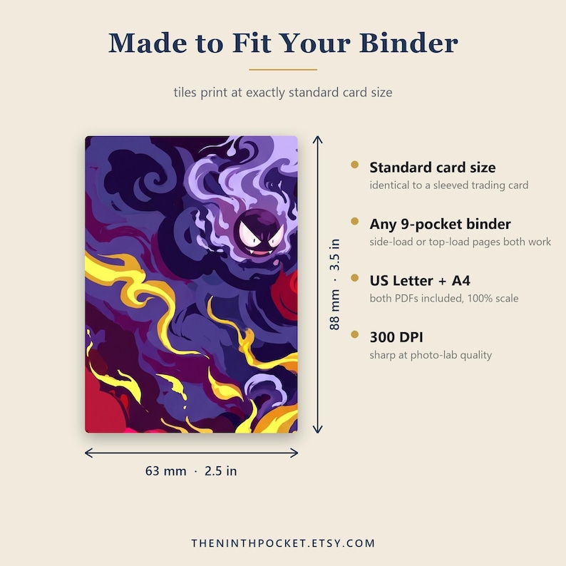 Pode incluir: Um cart&atilde;o retangular com uma criatura fantasmag&oacute;rica roxa com olhos e presas brancas entre chamas roxas e amarelas. O texto inclui Made to Fit Your Binder, 88 mm 3.5 in, 63 mm 2.5 in, Standard card size, Any 9-pocket binder, US Letter + A4, 300 DPI.