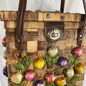 Vintage Woven Fiber  Floral Basket Tiki Tropical Purse