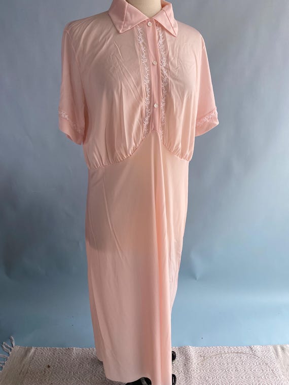 Volup Soft Pink Vintage Silky Button Front Nightg… - image 1