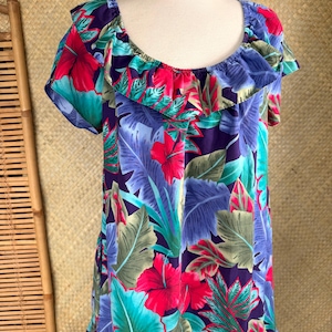 Hawaiian muumuus - Etsy 日本