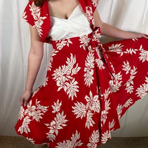 Hawaiian Prints-1950&#39;s Glamour Hawaiian Print Full Circle Swing Wrap Skirt with Darling Bow By Lorelei&#39;s