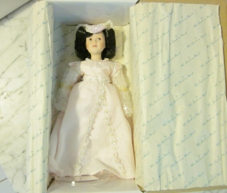 Danbury Mint Dolls Sleeping Beauty Doll Vintage Porcelain Etsy