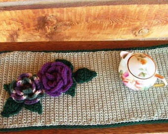 Rose Table Runner Crochet Pattern