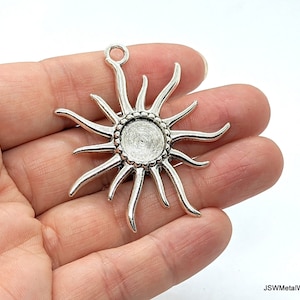 Large Pewter Silver Sun Focal Pendant, Antiqued Silver Sun Charms, Celestial Pendant, Silver Astronomy Jewelry Component