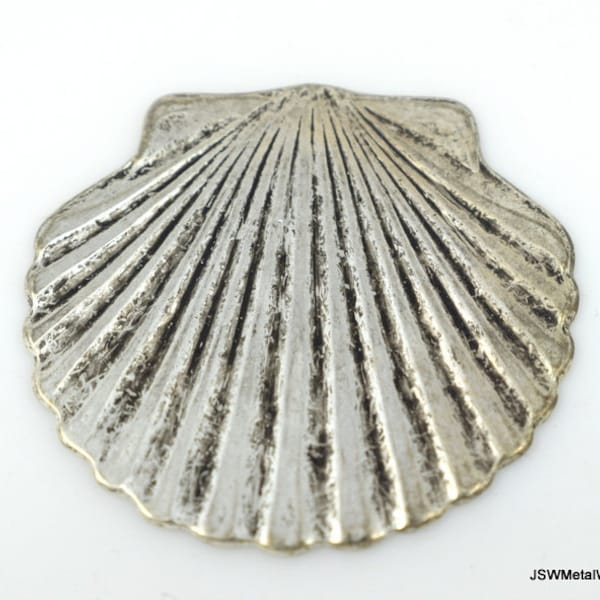 One (1) Vintage Large Antiqued Silver Shell Pendant, Large Fan Shell Charm, Antiqued Silver Fan Focal, 38 x 42 mm Pendant