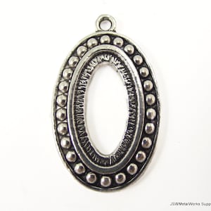 40mm x 24mm Dotted Oval Pewter Pendant, Decorative Oval Charm, Antiqued Silver Oval Focal