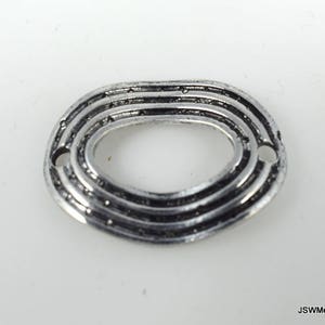 Large Wavy Oval Pewter Connector, Antiqued Silver Connectors, 28 x 20 mm, 4 Pieces CLEARANCE