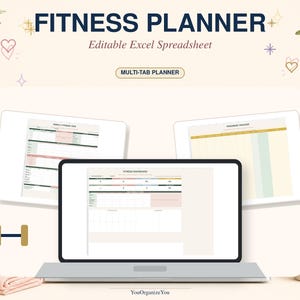 Op de afbeelding: Een digitale fitnessplanner weergegeven op een laptopscherm en twee tablets. De tekst luidt FITNESS PLANNER, Editable Excel Spreadsheet en MULTI-TAB PLANNER. De interface toont een fitnessdashboard, een weekoverzicht en een voortgangstracker.