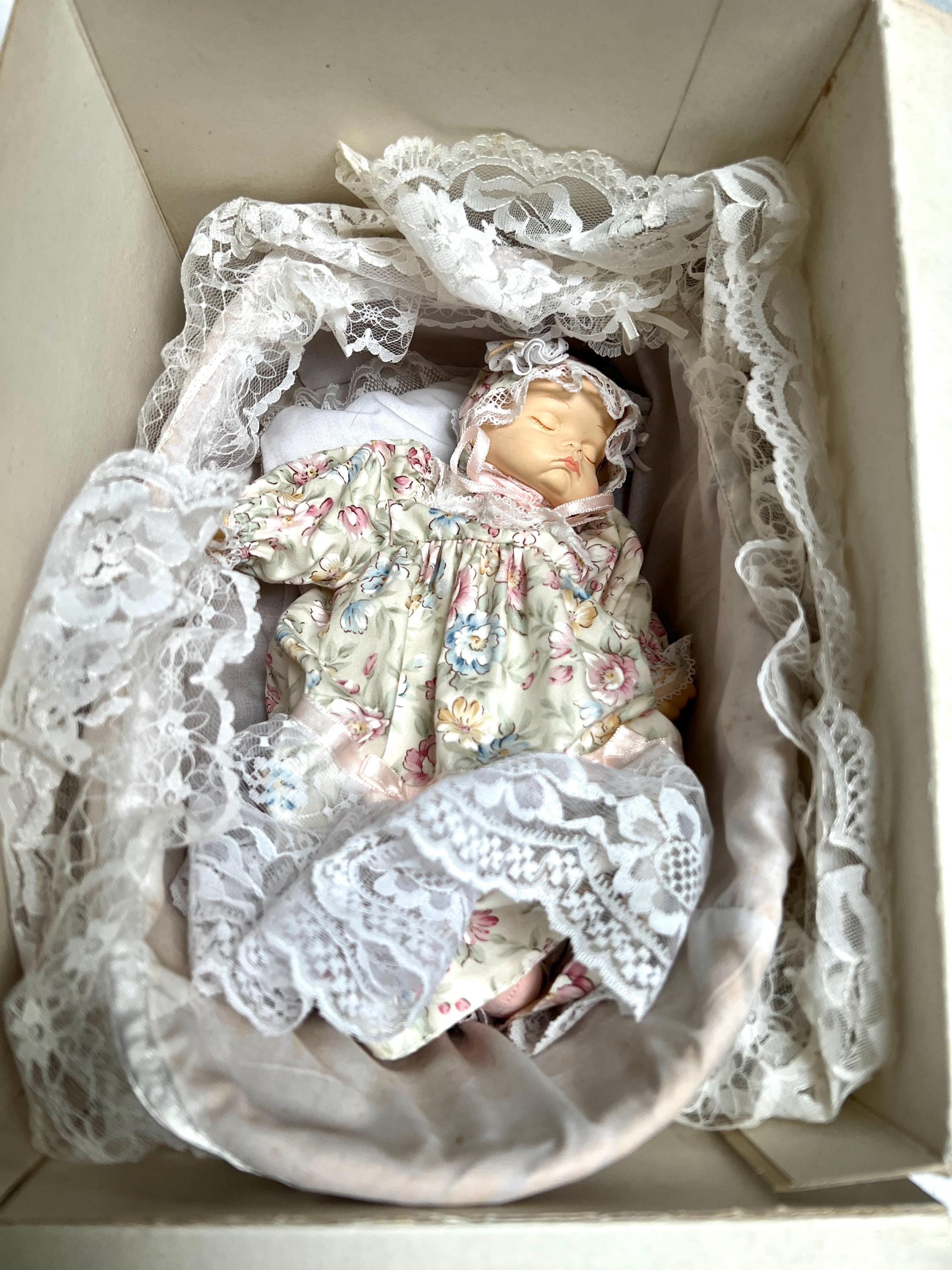 西洋人形 寝てる赤ちゃん Porcelain Sleeping Baby Doll - Etsy