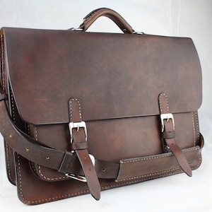 Leather Messenger Bag,  Leather Briefcase, Leather shoulder bag, Macbook Pro, 17&quot; BUILD