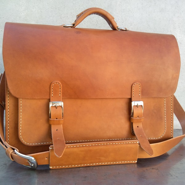 Leather Messenger Bag,  Leather Briefcase, Leather shoulder bag, Mac Book Pro, 17"