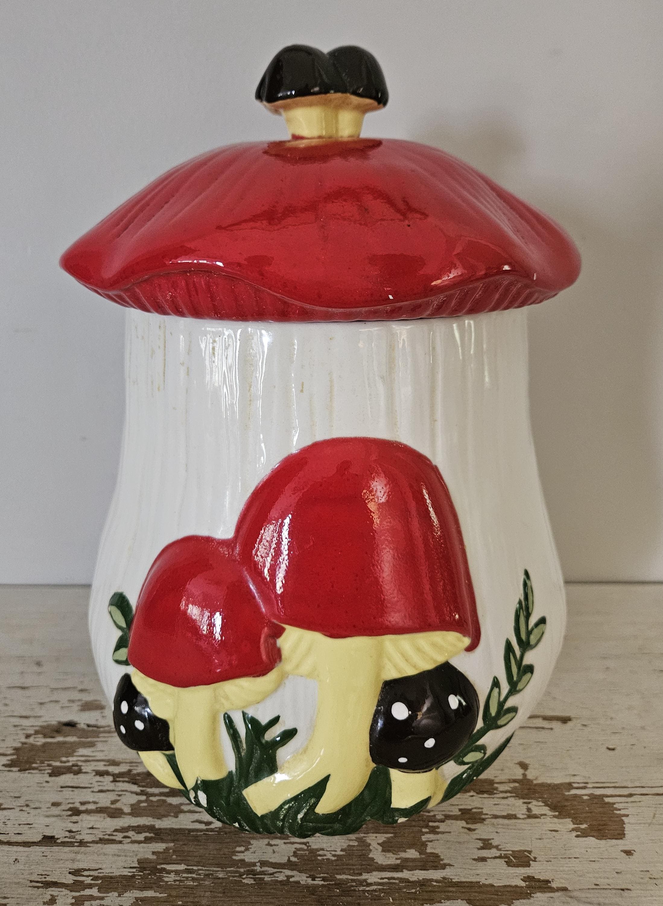 Vintage Arnels Ceramic Mushroom Canister Red Brown Green 6.5
