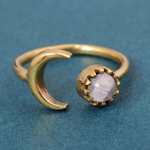 Bague ouverte ajustable en quartz rose, en forme de croissant de lune, ornée d'une pierre précieuse rose, bijou céleste