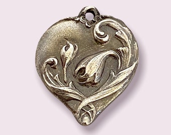 Vintage Inspired Heart Pendant, Silver Heart Pendant