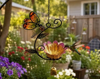 Metal Hummingbird Feeder with Butterfly & Bell, Garden Ornament (Outdoor Patio)